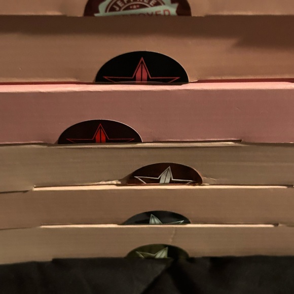 Jeffree star mirrors several colors - Picture 5 of 16